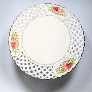 NWT Royal Albert Old Country Roses cake plate